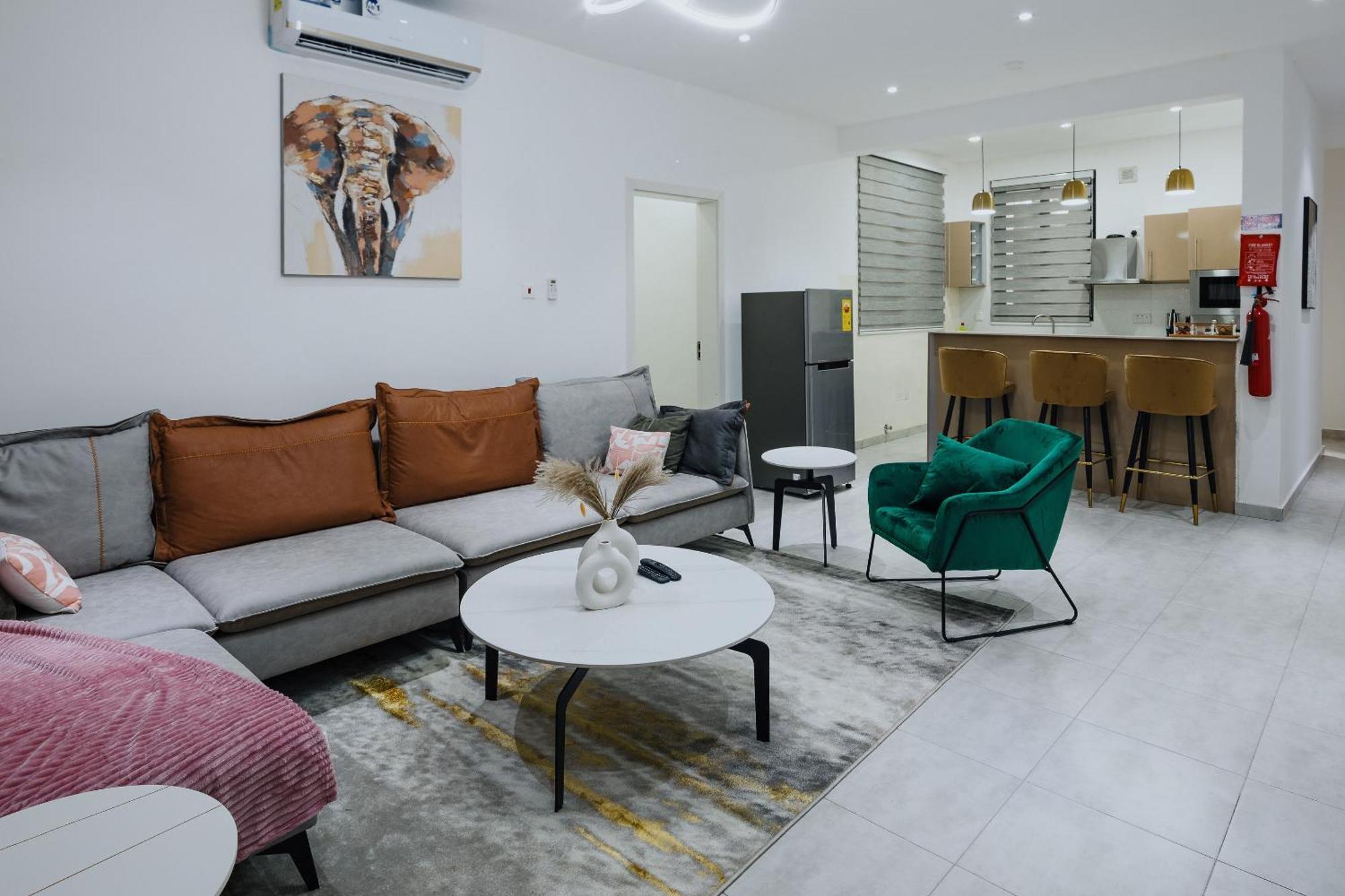 The Avery Apartments At Odomaa Place B, East Airport Akkra Exterior foto